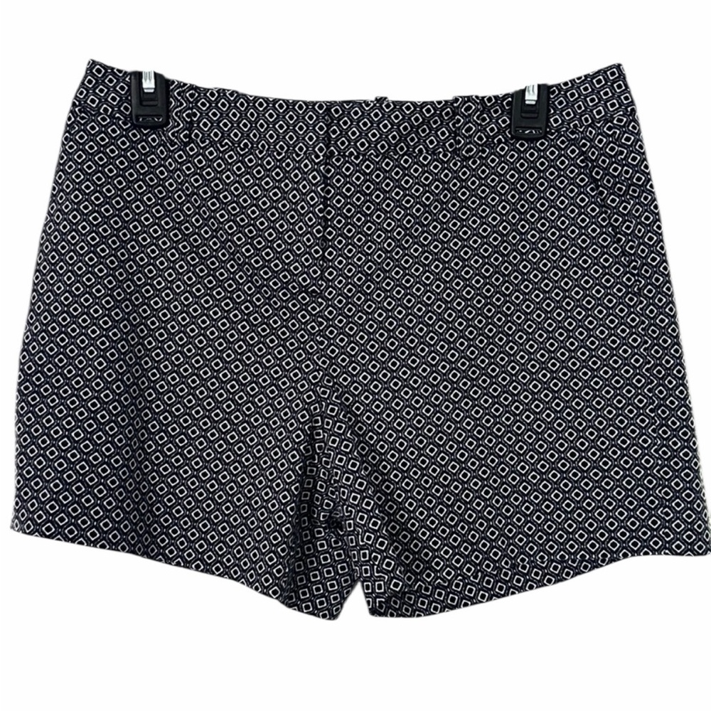 Womens Worthington Modern Fit Shorts Size 4 Black diamond Waist 15.5” Inseam 5”